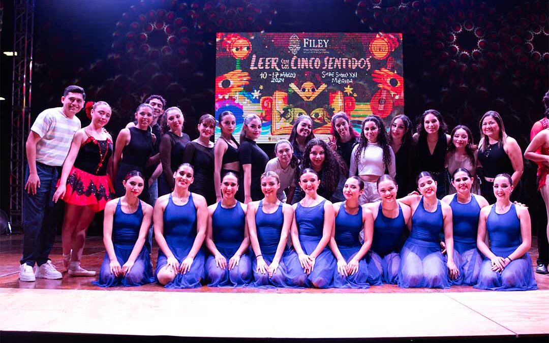 Destaca el talento artístico Anáhuac Mayab en la FILEY