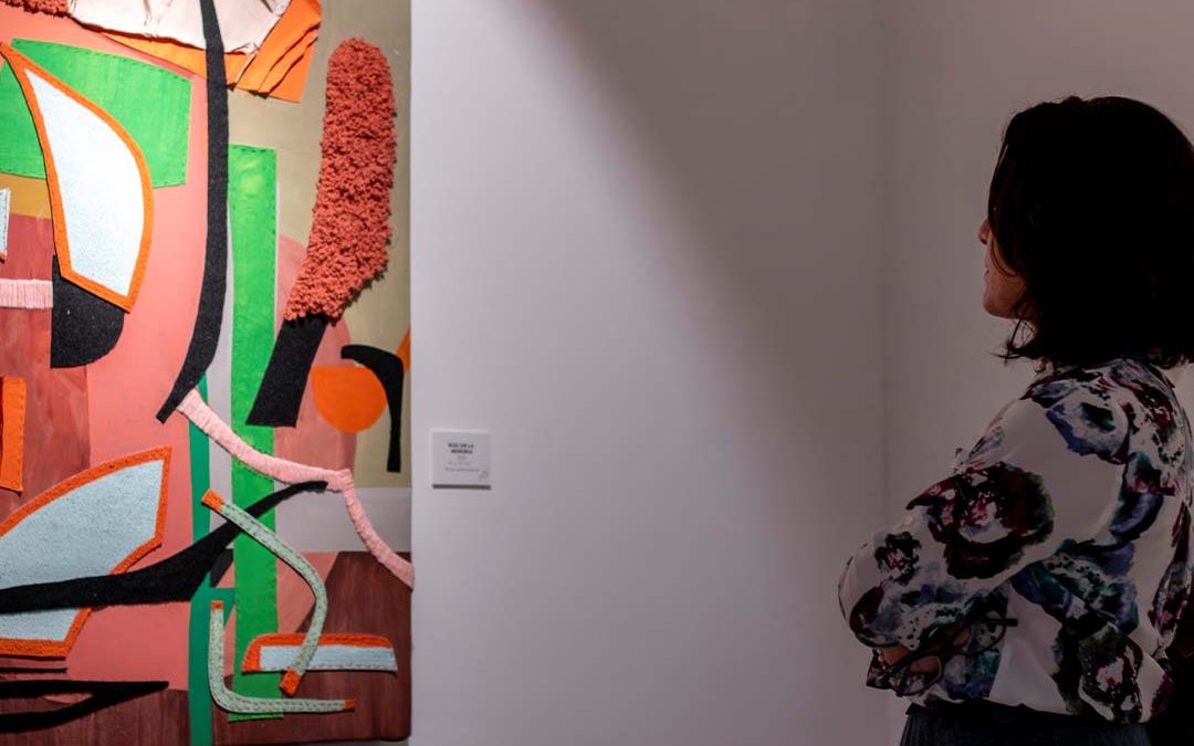 Inauguración de la exposición La hora en la que crece la yerba con Mónica Rezman